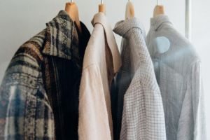 Как удалить запах с одежды